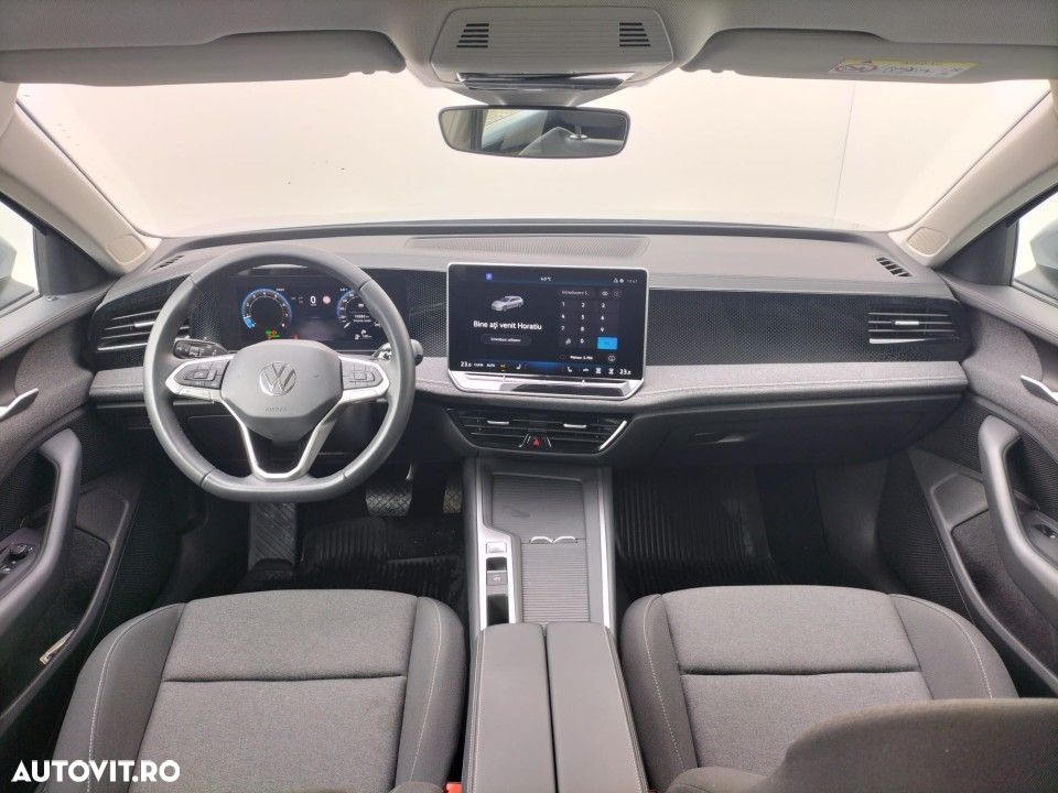 Volkswagen Passat - 10