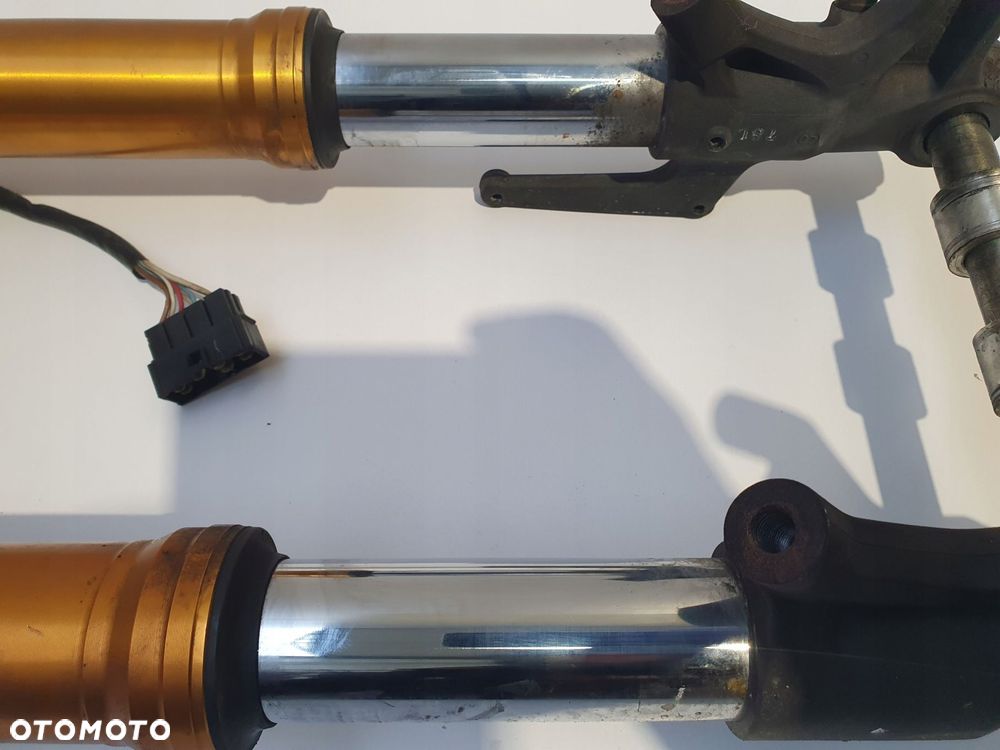 PRZEDNIE LAGI TRIUMPH DAYTONA 675 06-12 zawieszenie przód półka półki laga - 9