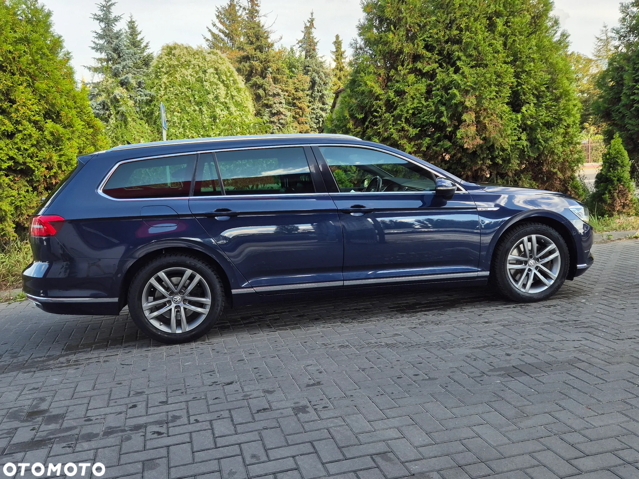 Volkswagen Passat 2.0 TDI 4Mot R-Line Edition DSG - 12