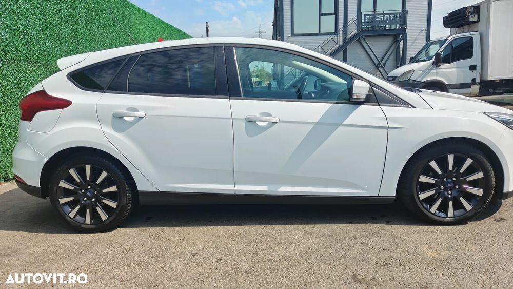 Ford Focus 1.0 EcoBoost Start Stop Trend - 19