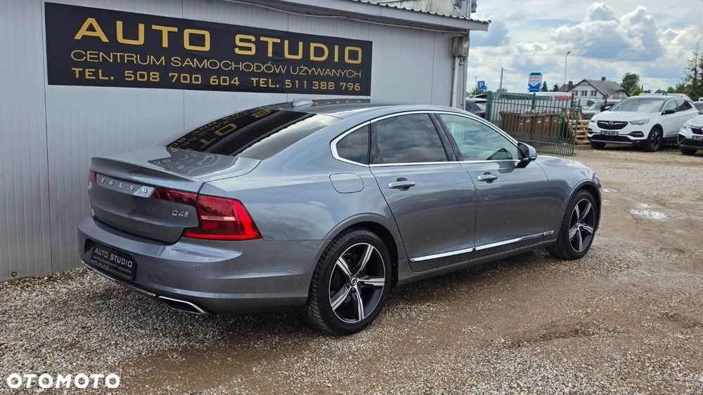 Volvo S90 - 40
