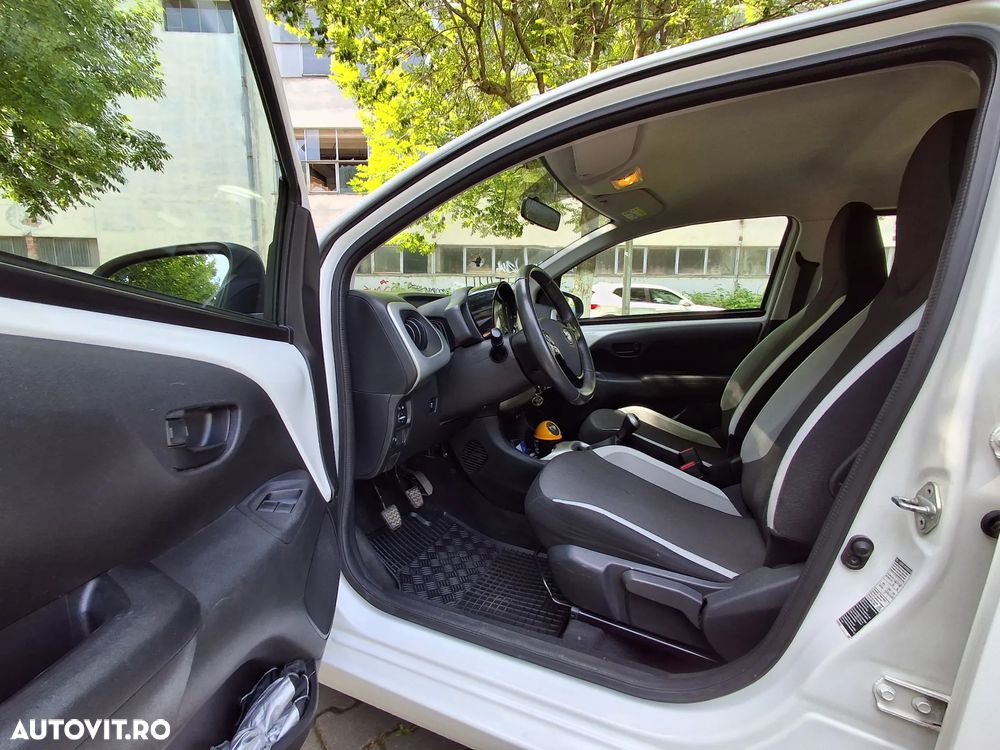 Toyota Aygo x - 6