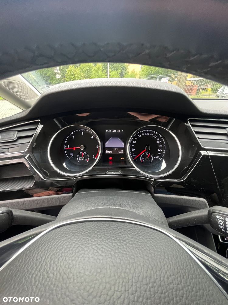 Volkswagen Touran 2.0 TDI SCR (BlueMotion Technology) DSG Highline - 17