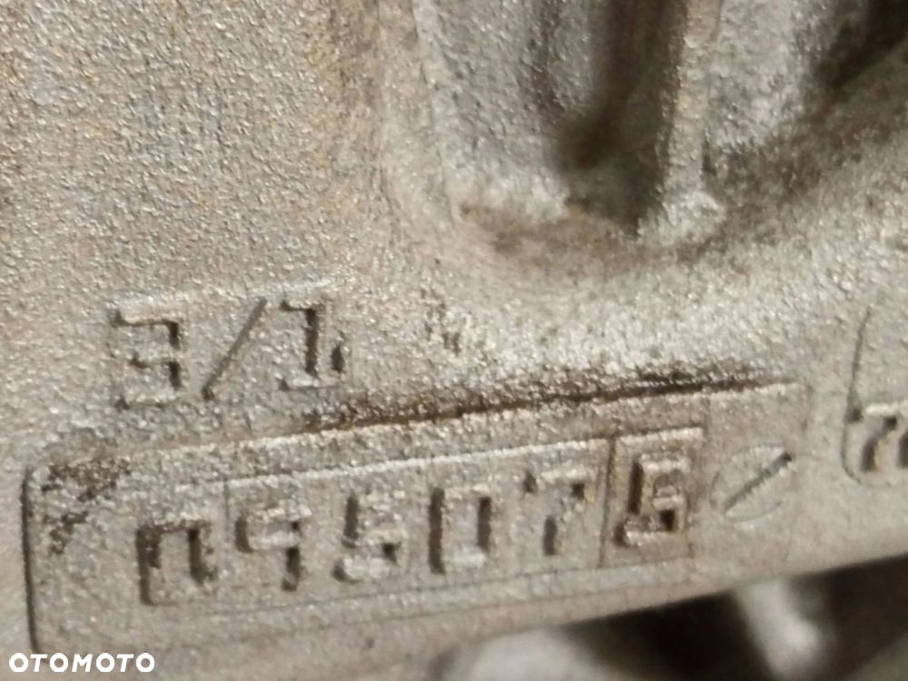 Blok silnika Kompletny Tłoki Wałki BMW 3 E90 E87 2.0 D N47D20A 781113802 - 7