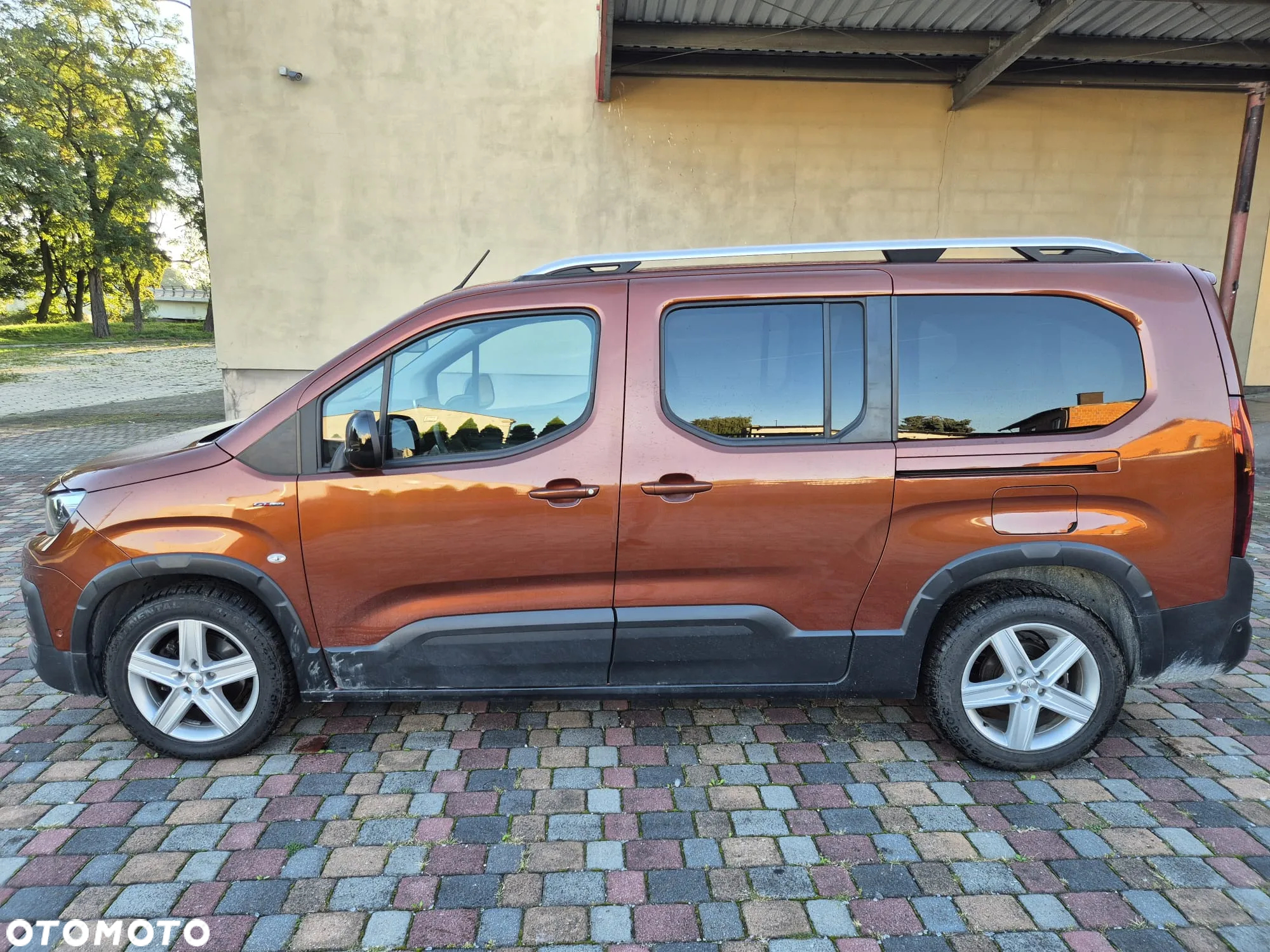 Peugeot Rifter Long 1.5 BlueHDI GT Line S&S - 10