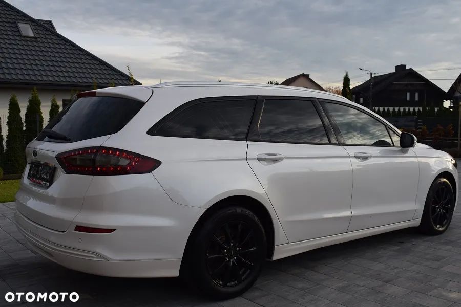 Ford Mondeo 2.0 TDCi Edition PowerShift - 24