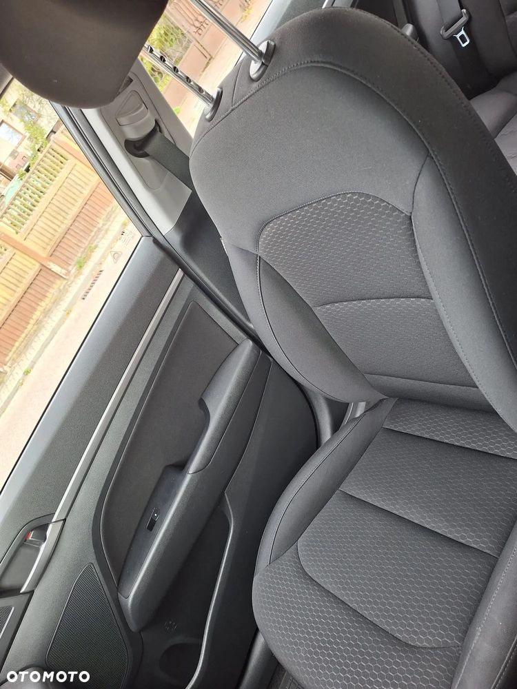 Hyundai Elantra 2019 photo 5