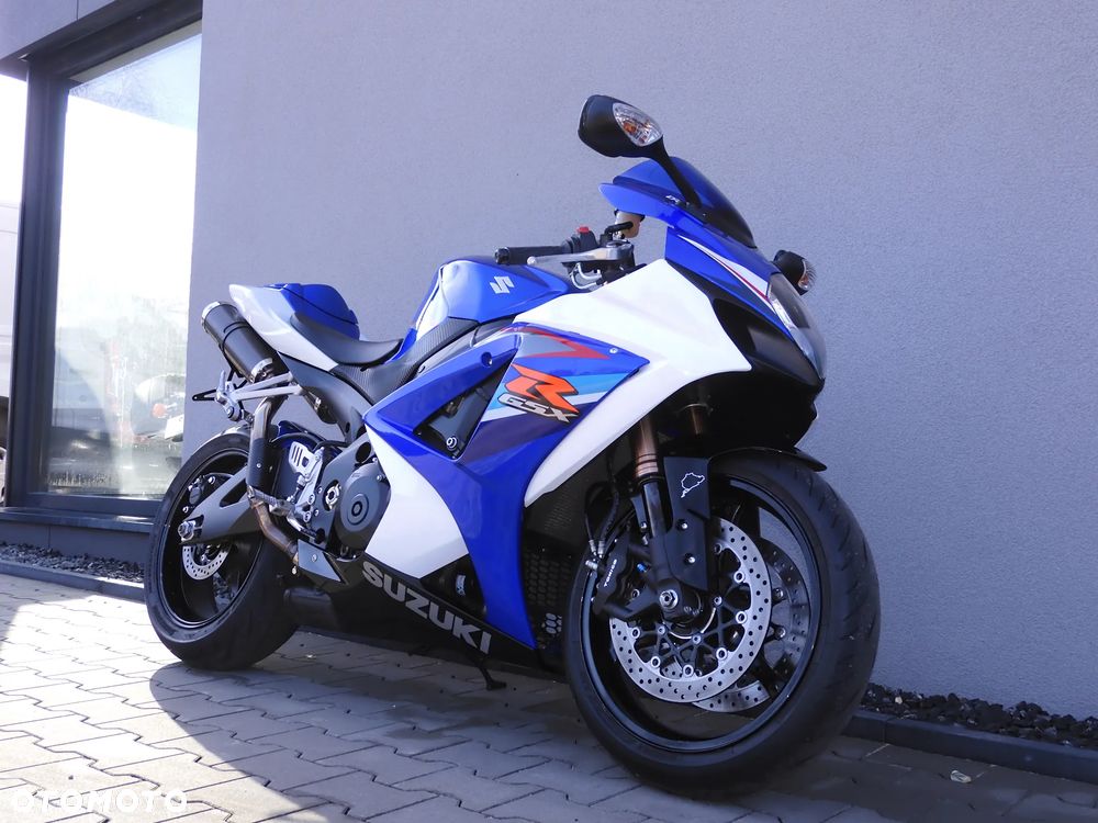 Suzuki GSX-R - 15