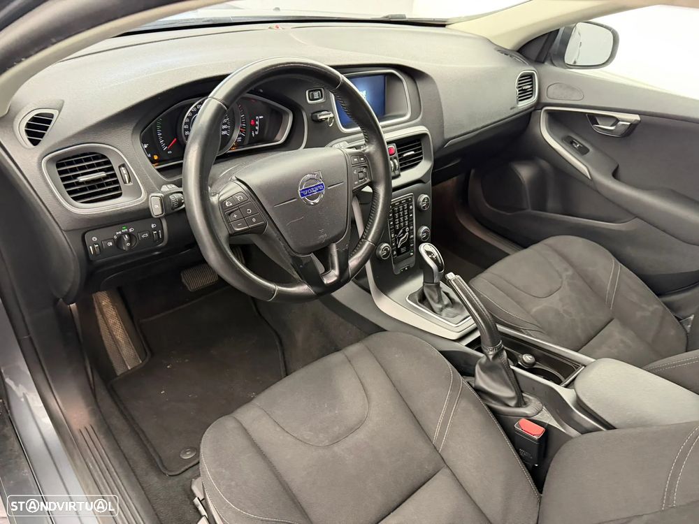 Volvo V40 - 9