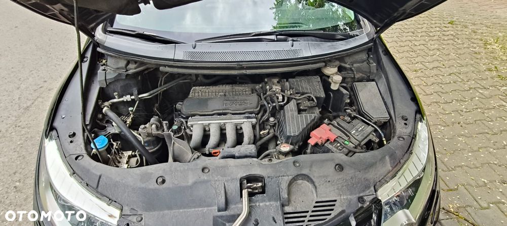 Honda Civic 1.4 i-VTEC Comfort - 12
