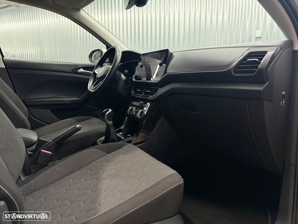 VW T-Cross 1.0 TSI Life - 21