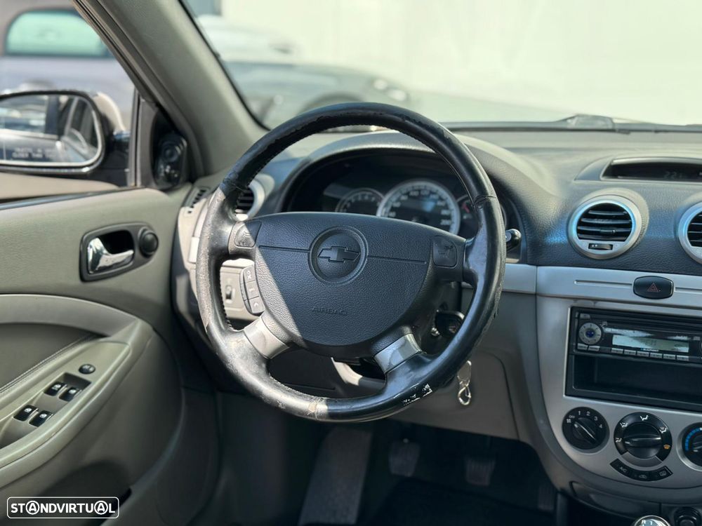 Chevrolet Lacetti 1.4 SX - 24