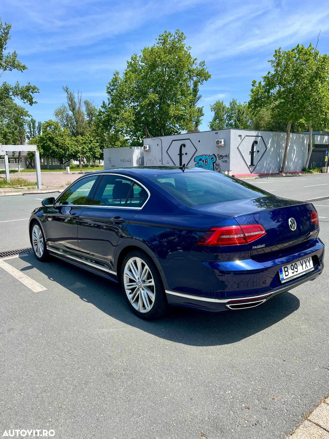 Volkswagen Passat 2.0 TDI DSG 4Motion R Executive - 7