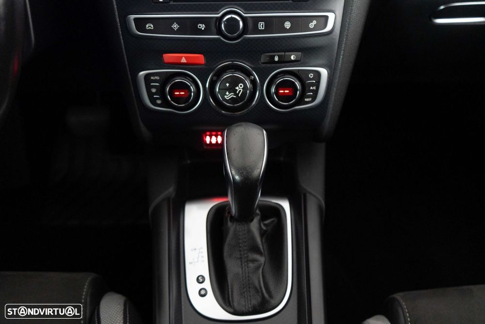 DS DS4 Crossback 1.6 BlueHDi So Chic J18 EAT6 - 23