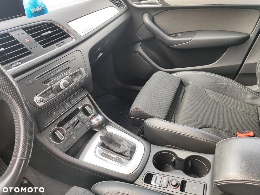 Audi Q3 35 TDI Quattro S tronic S line - 28