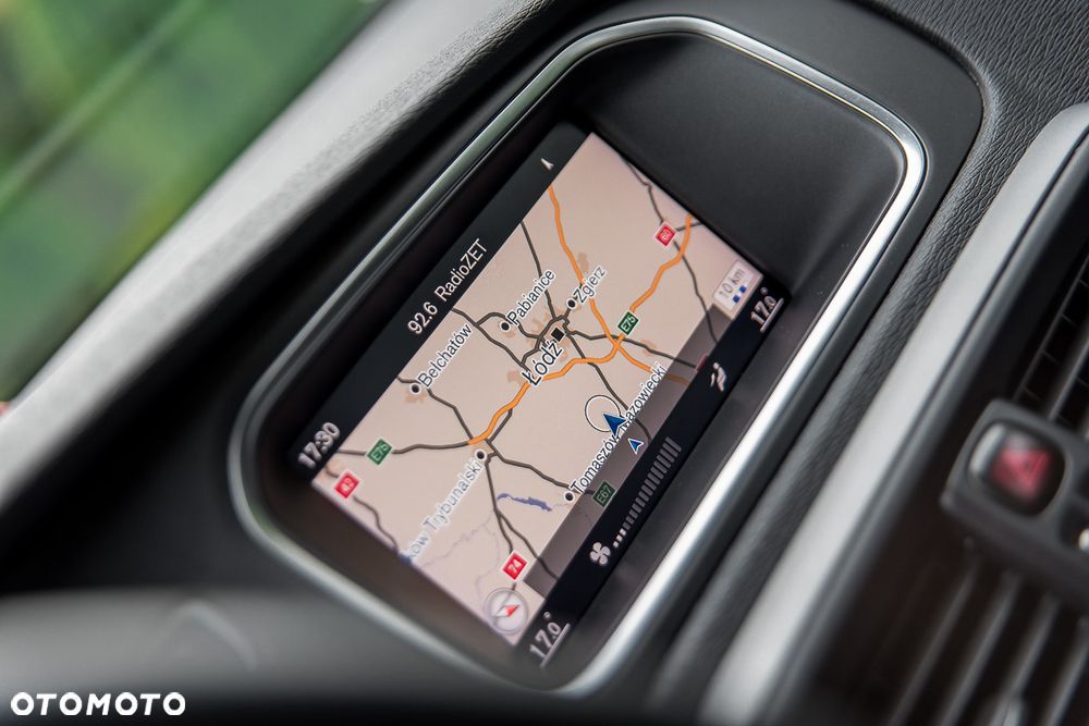 Volvo V40 T2 Kinetic - 24