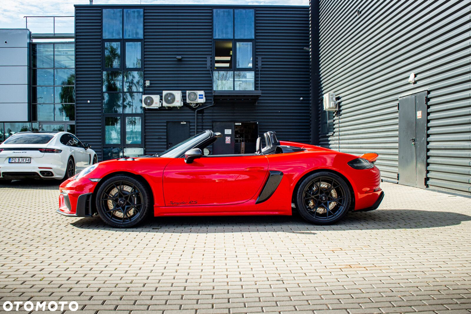 Porsche 718 Spyder - 6