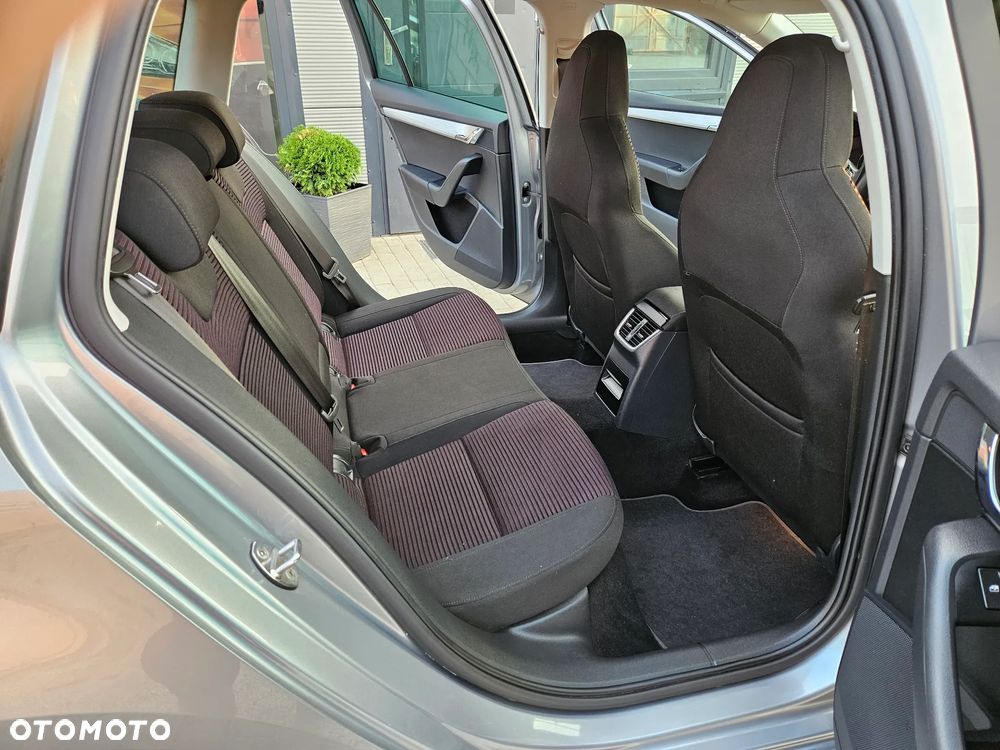 Skoda Octavia 1.6 TDI Joy DSG - 15