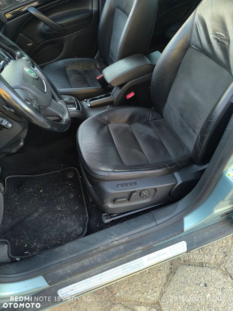 Skoda Octavia 1.8 TSI DSG Laurin & Klement - 16