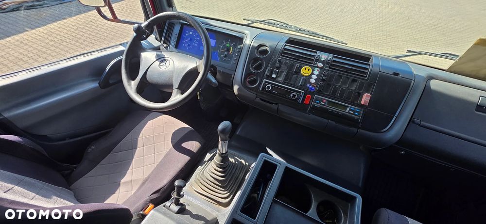 Mercedes-Benz ATEGO - 12