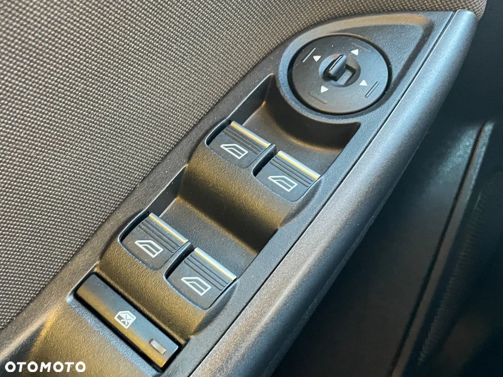 Ford Focus - 20