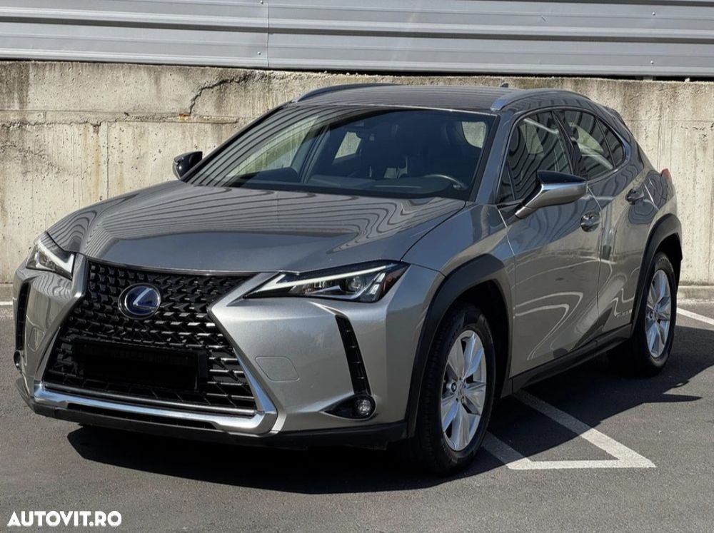 Lexus UX 250h Business Edition - 4