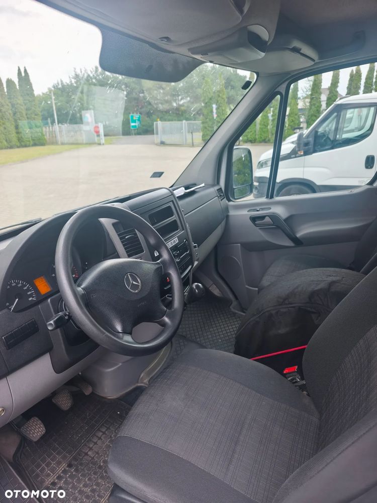 Mercedes-Benz SPRINTER - 6