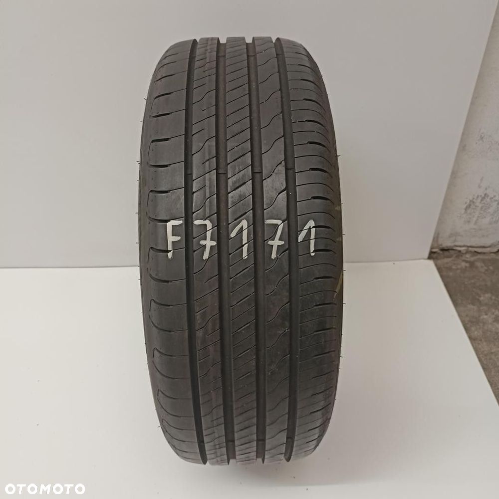 Opona 205/55/16 Goodyear Efficient Grip (F7171)