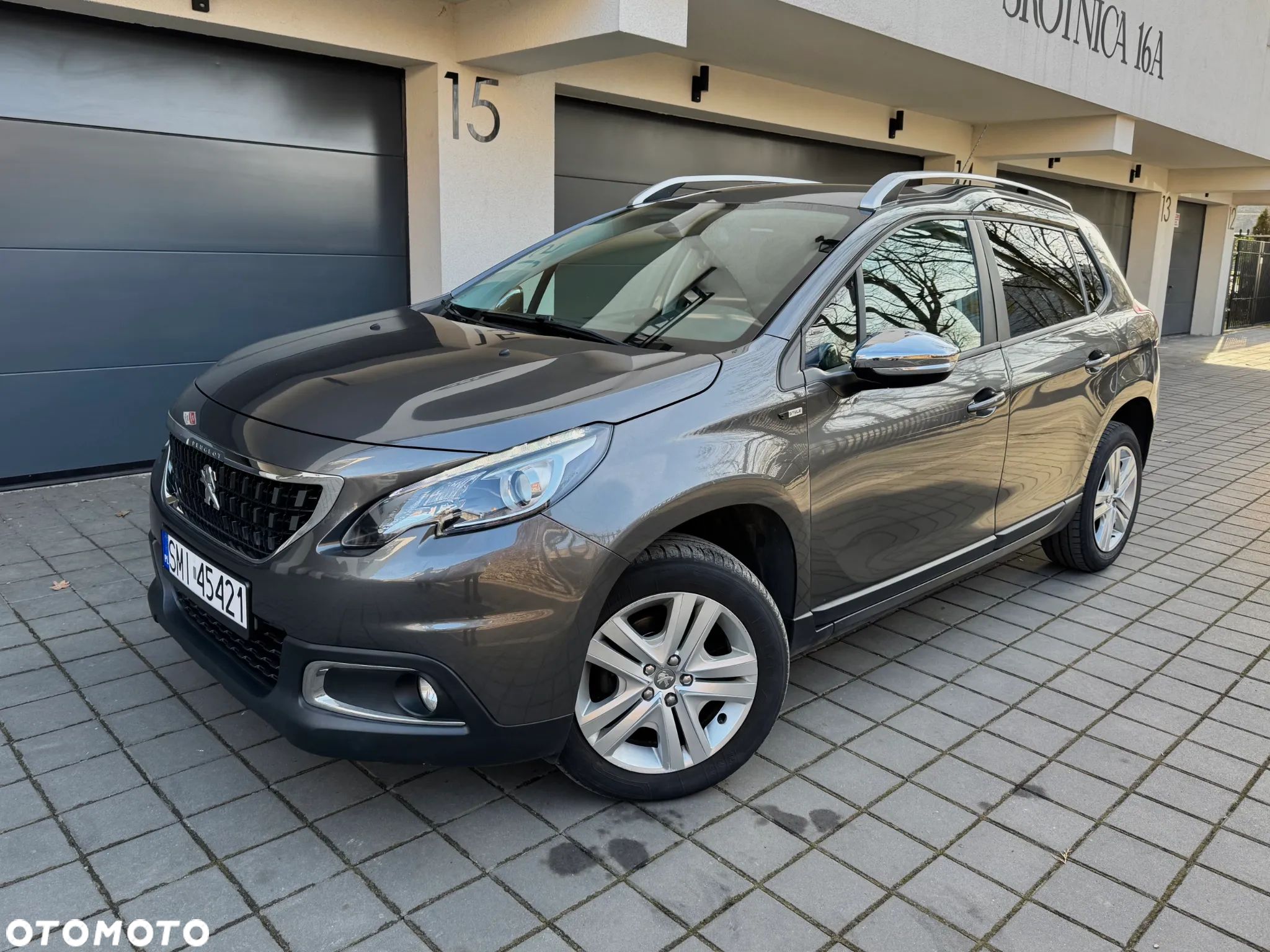 Peugeot 2008 1.2 Pure Tech Active - 1