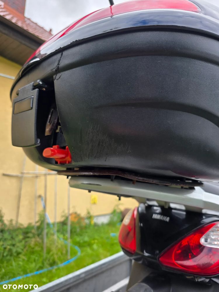 Yamaha X-max - 8