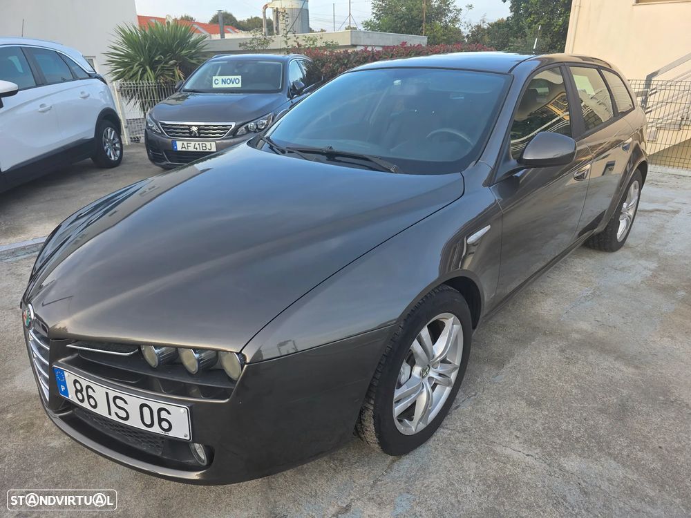 Alfa Romeo 159 Sportwagon - 2