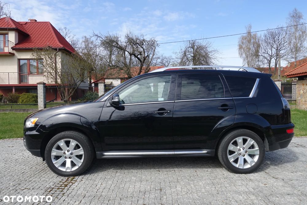 Mitsubishi Outlander 2.0 DID Intense + - 2