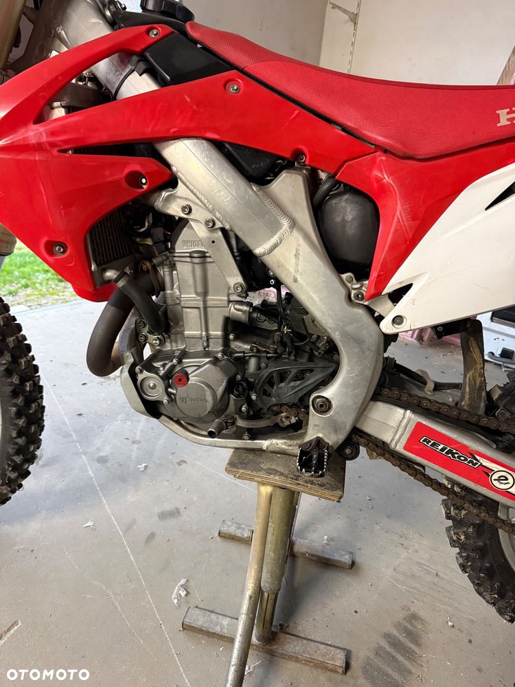 Honda CRF - 3