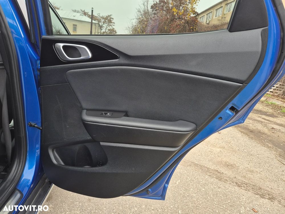 Kia XCeed 1.6 CRDi Eco-Dynamics+(48V Mild-Hybrid) DCT7 SPIRIT - 23