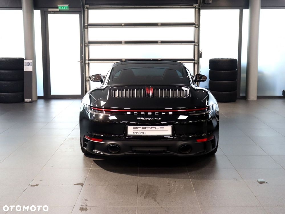 Porsche 911 Targa 4S - 6