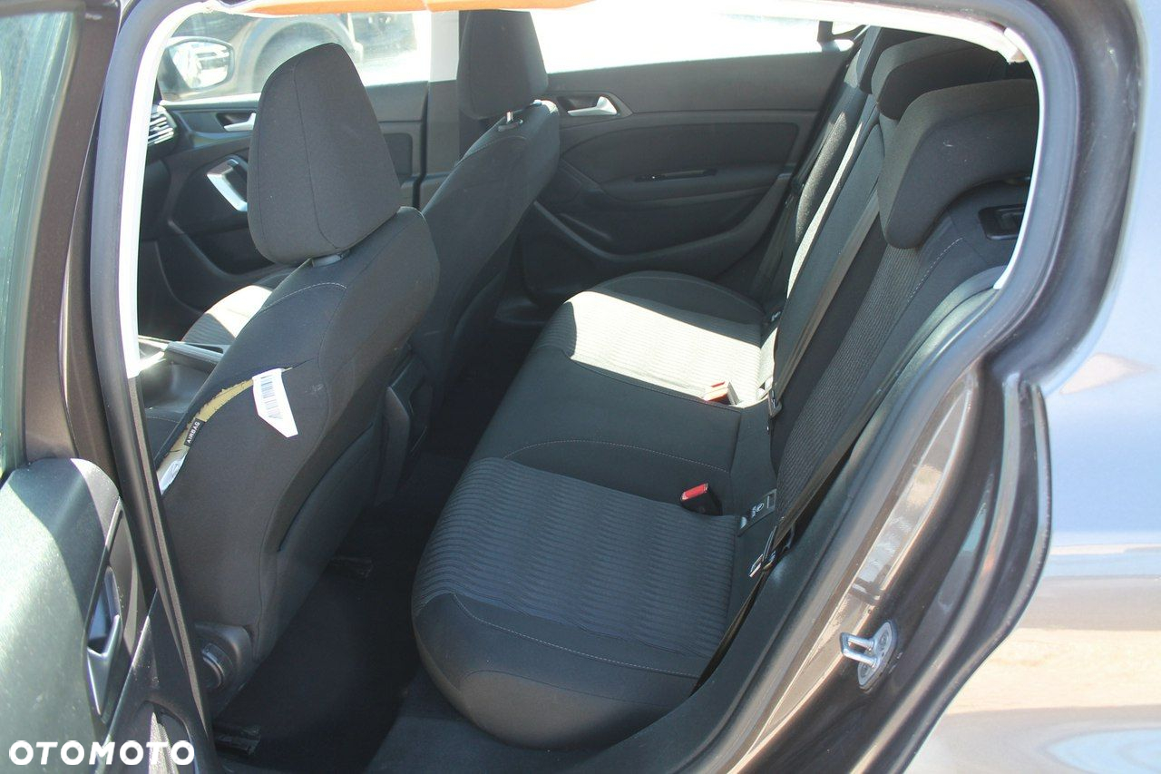 Peugeot 308 - 10