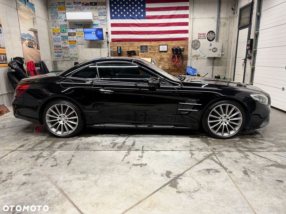 Mercedes-Benz SL - 1