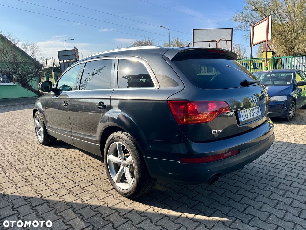 Audi Q7 2006 photo 3