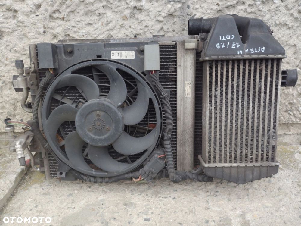 CHŁODNICA INTERCOOLER 1.7 1.9 CDTI OPEL ASTRA H III - 2