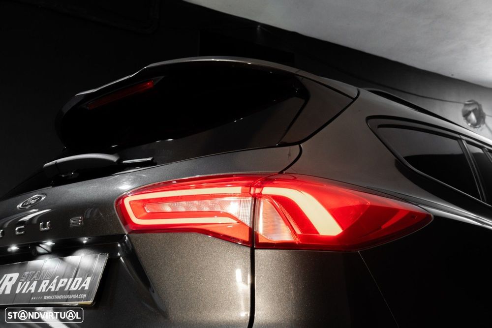 Ford Focus SW 1.5 TDCi EcoBlue ST-Line - 25