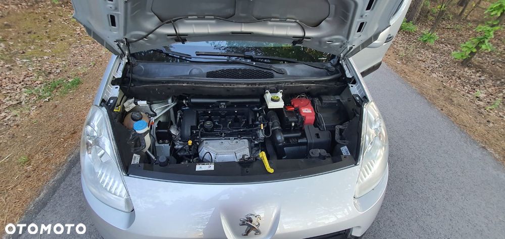 Peugeot Partner 120 VTi Family - 24