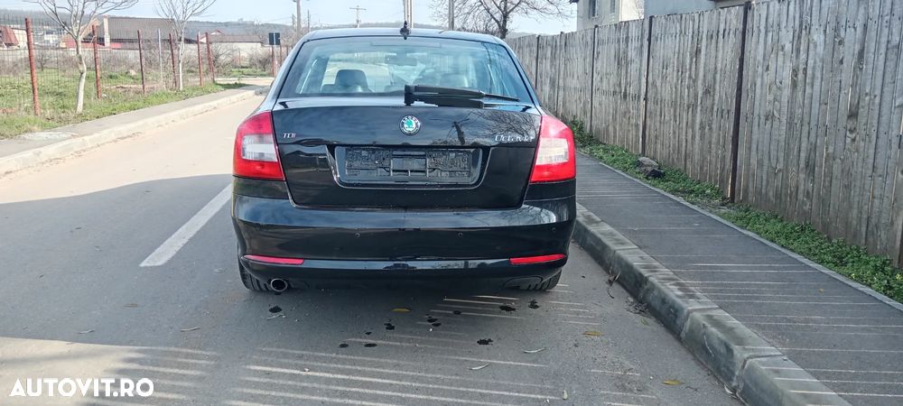 Skoda Octavia - 8