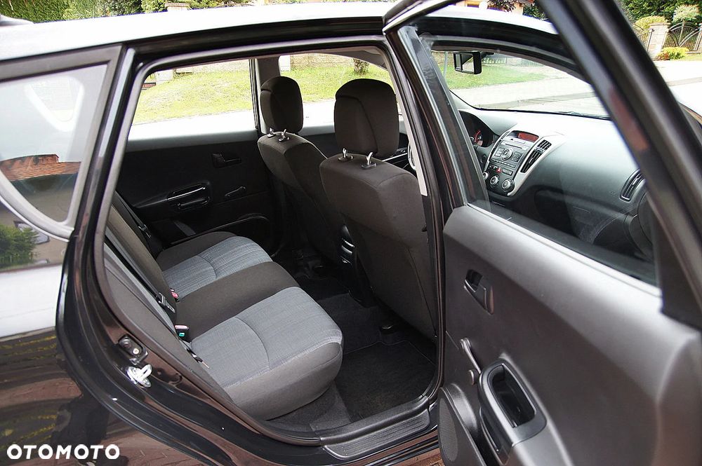 Kia Ceed Cee'd 1.4 Comfort + - 18