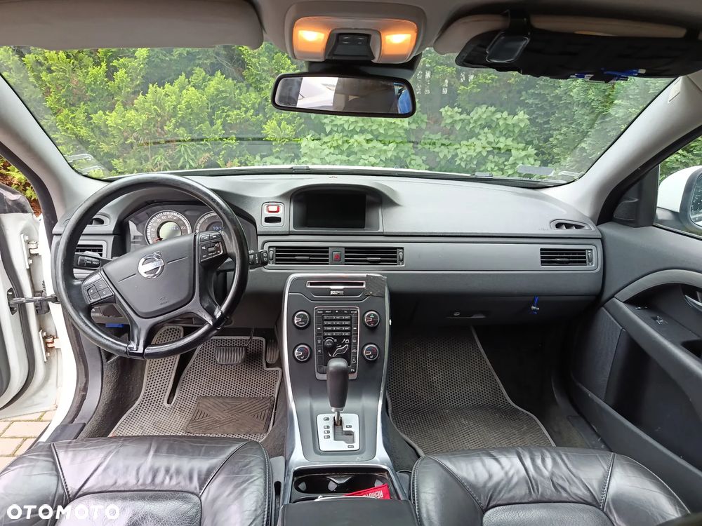 Volvo XC 70 - 5