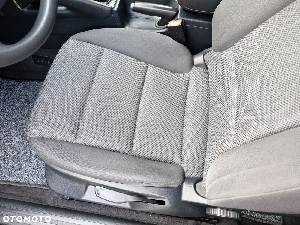 Audi A3 Sportback 1.6 Attraction - 16