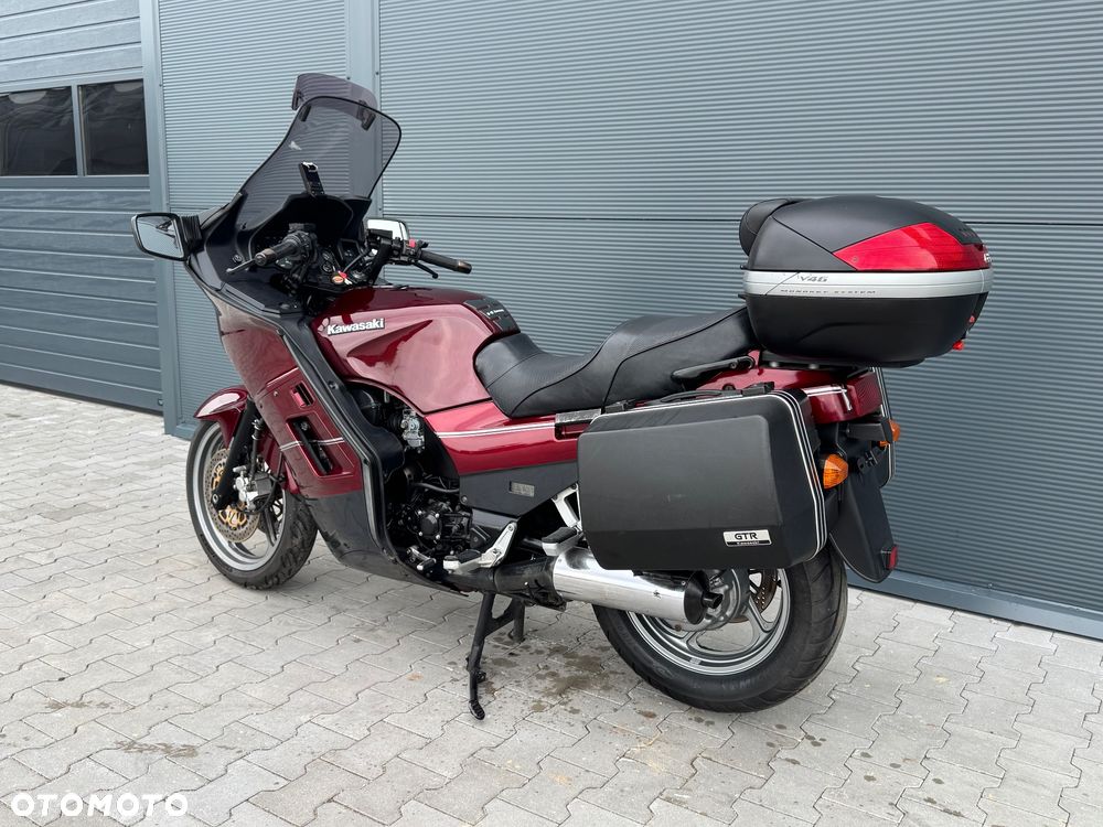 Kawasaki 1000 GTR - 18