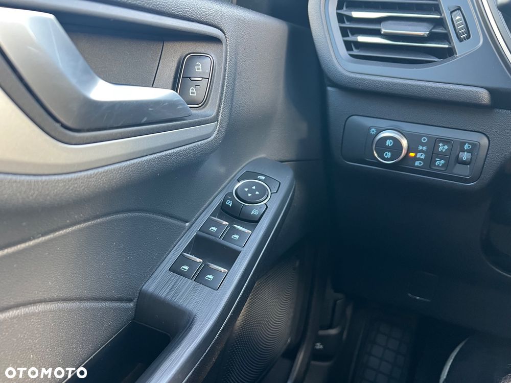 Ford Kuga 1.5 EcoBlue FWD Titanium - 27