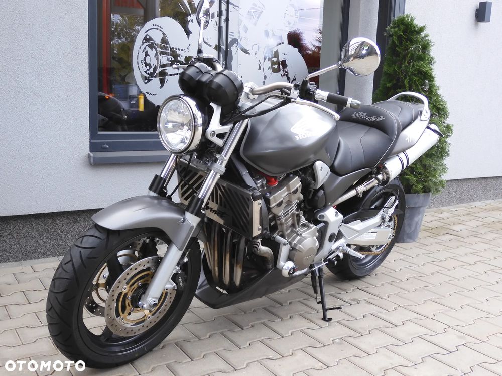 Honda Hornet - 37
