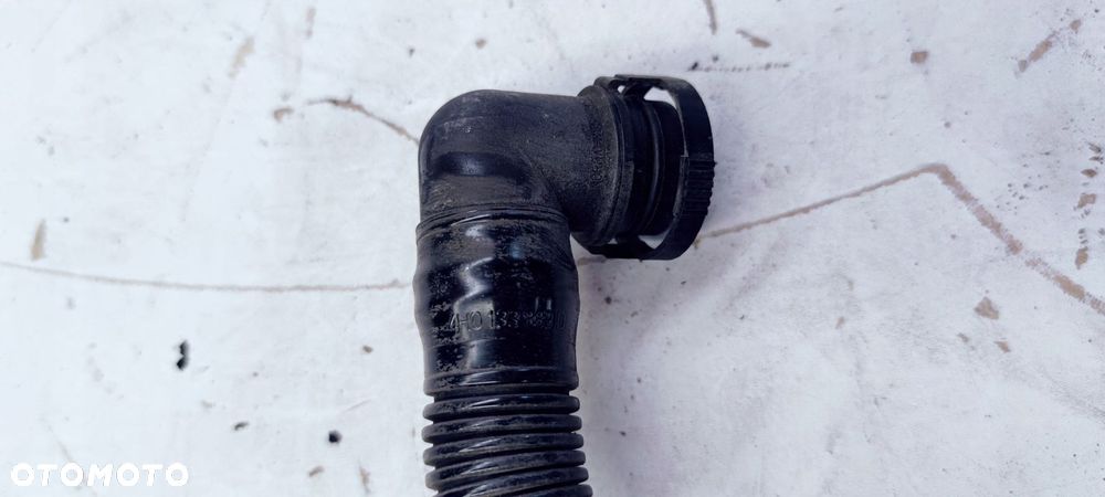 RURA WĄŻ POWIETRZA AUDI A8 D4 4H0133889D - 2