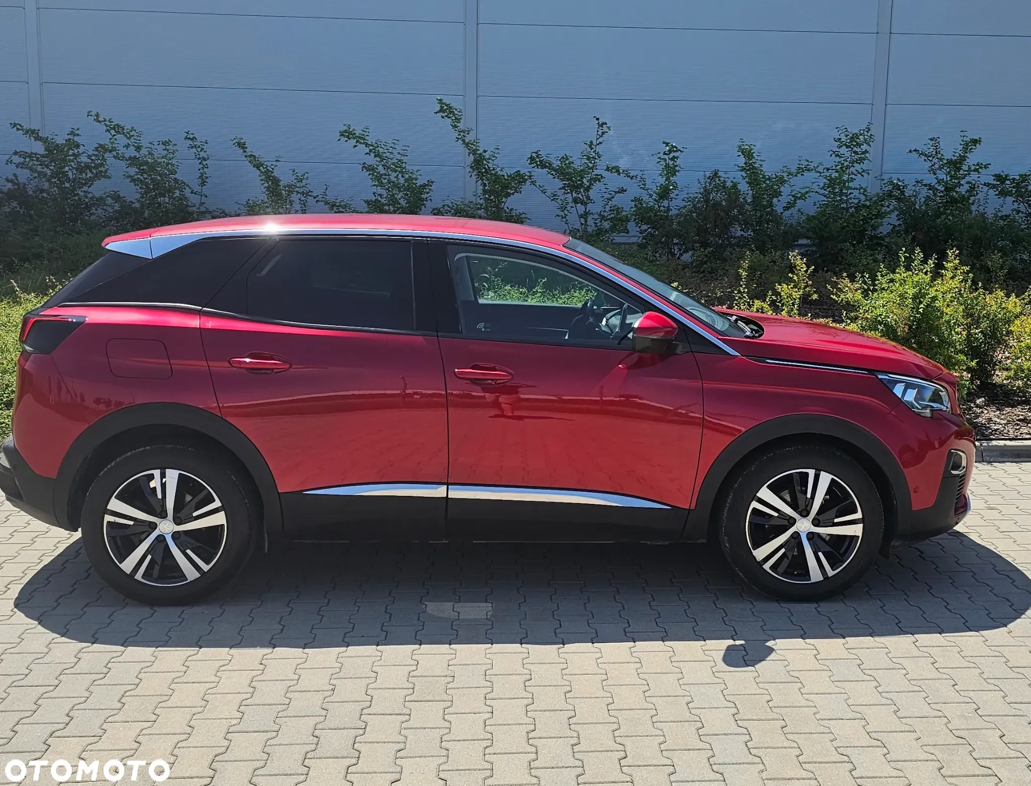 Peugeot 3008 1.2 PureTech Allure S&S - 4
